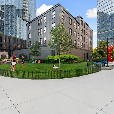 Elegant 3Br Stay Prime Location