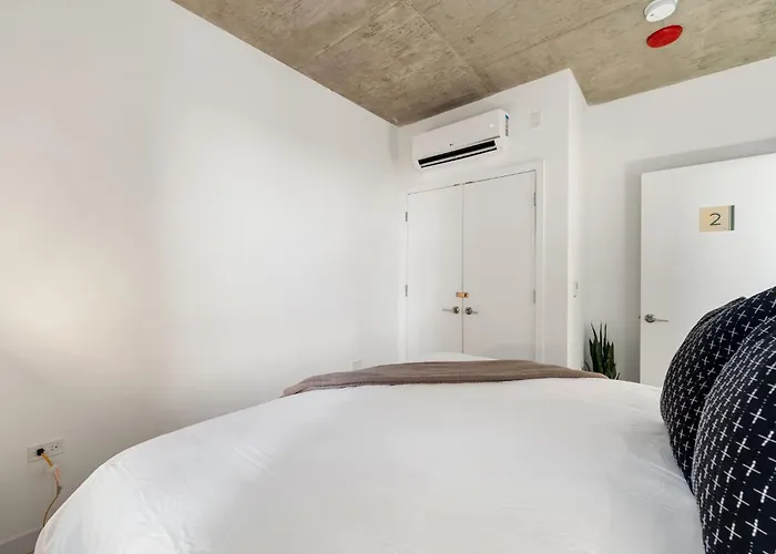 Hotel Elegant 3br Prime Location
