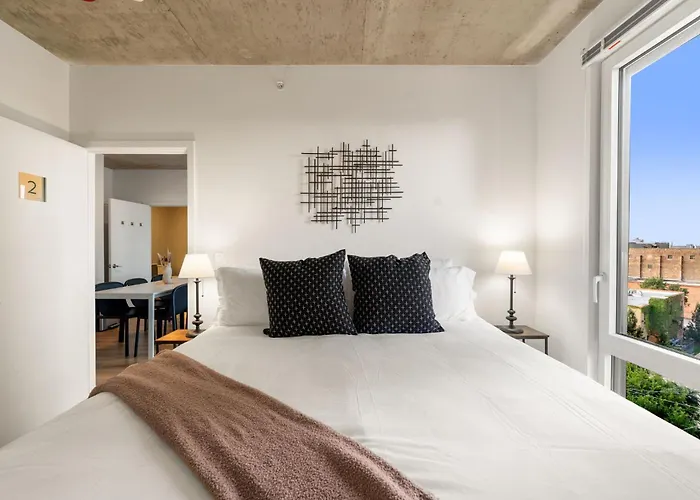 Hotel Elegant 3br Prime Location Chicago