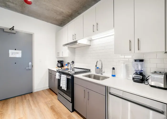 Elegant 3br Prime Location
